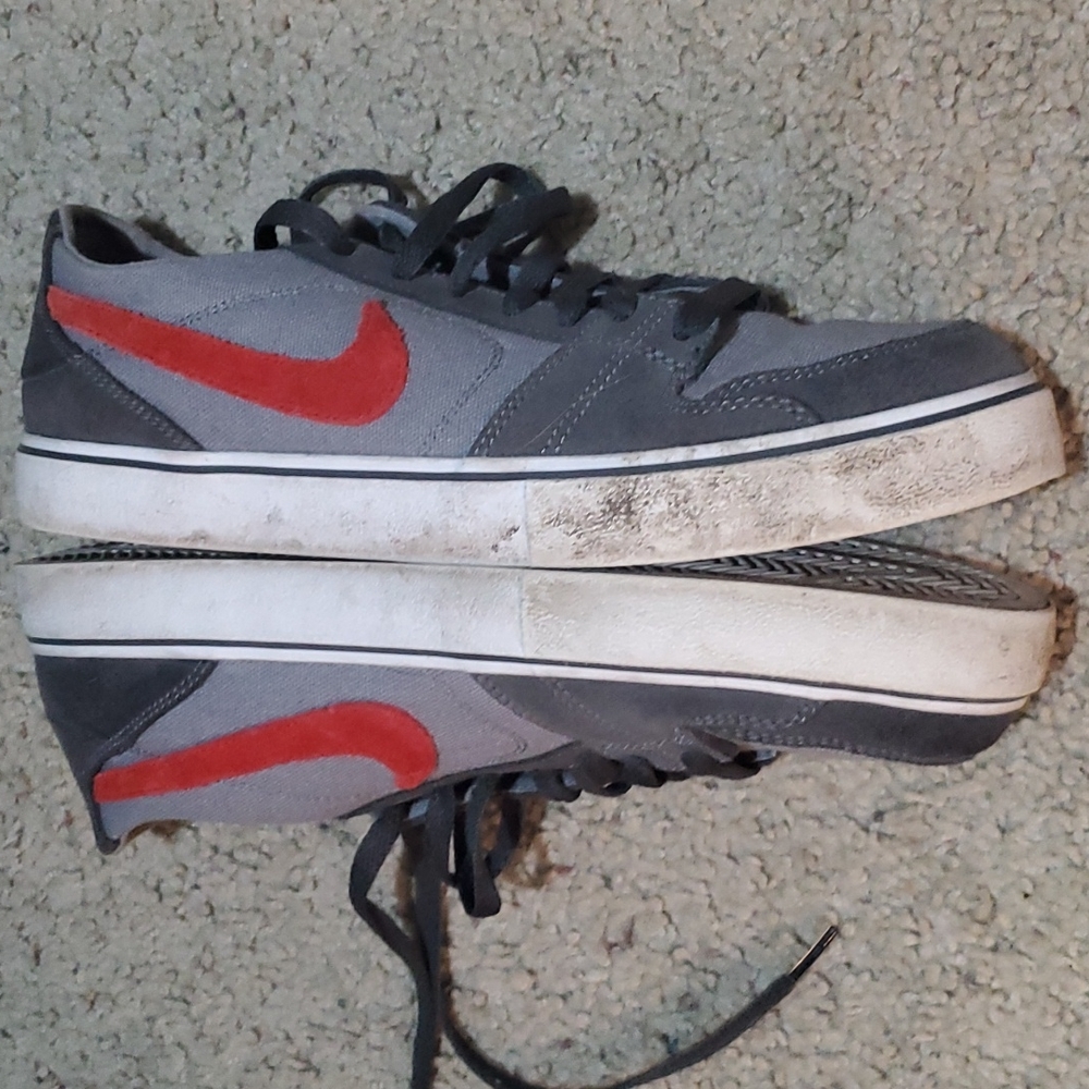 Mens Nike Ruckus LR Shoes - Picture 3 of 5